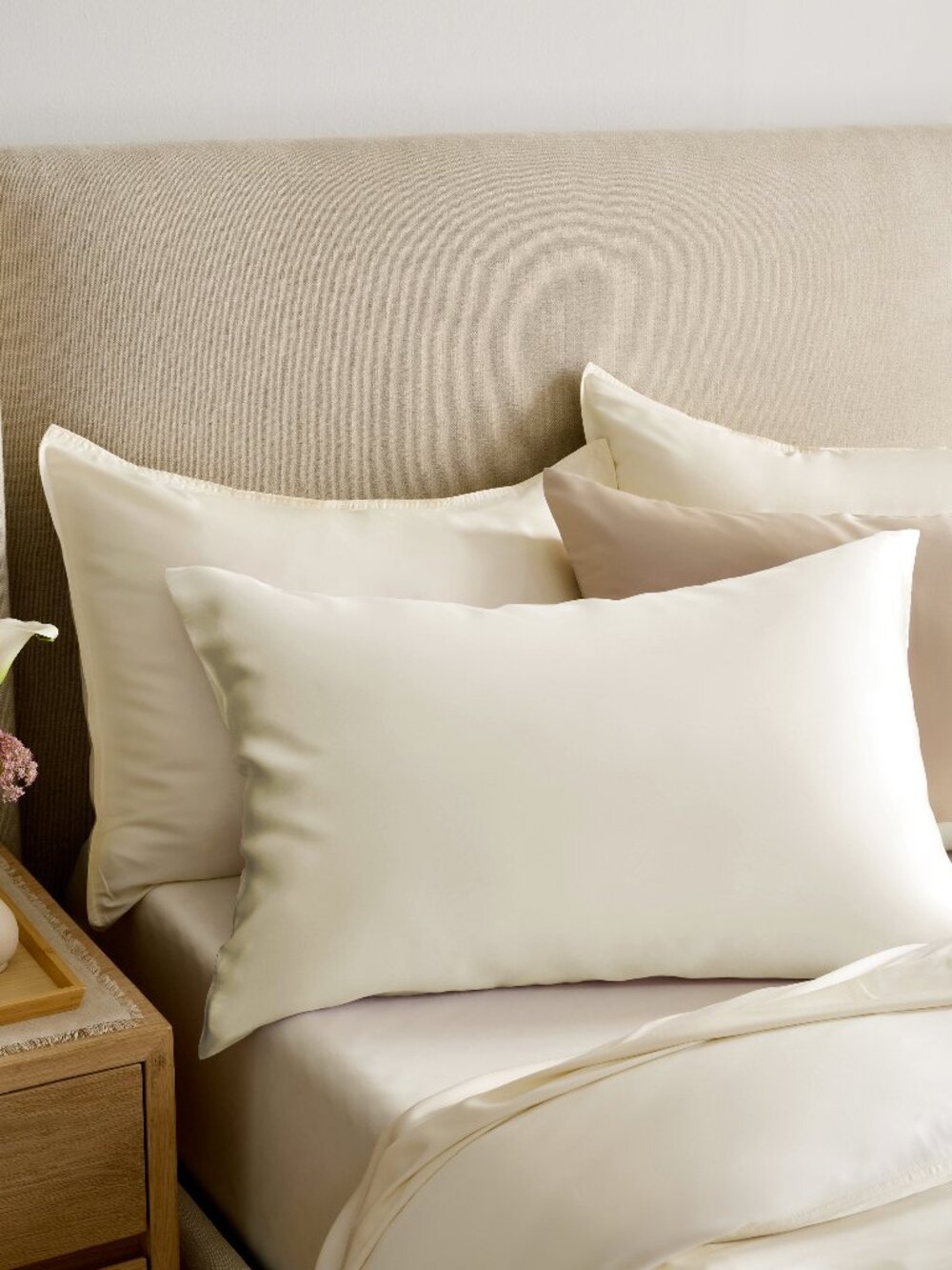 Mulberry Silk Pillowcase - Set of 2 in Ivory